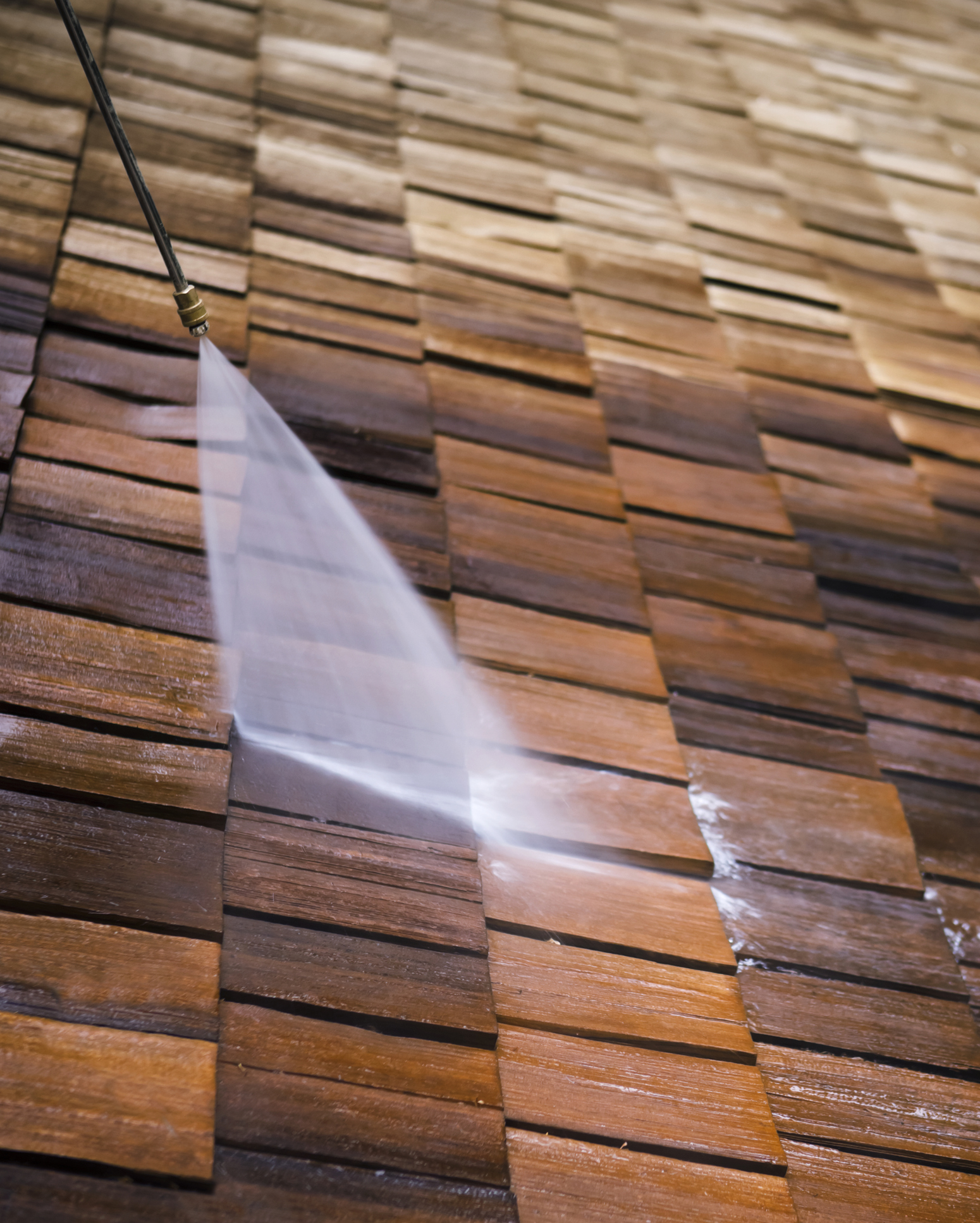 someone from triangles best pressure washing a roof with wooden shingles